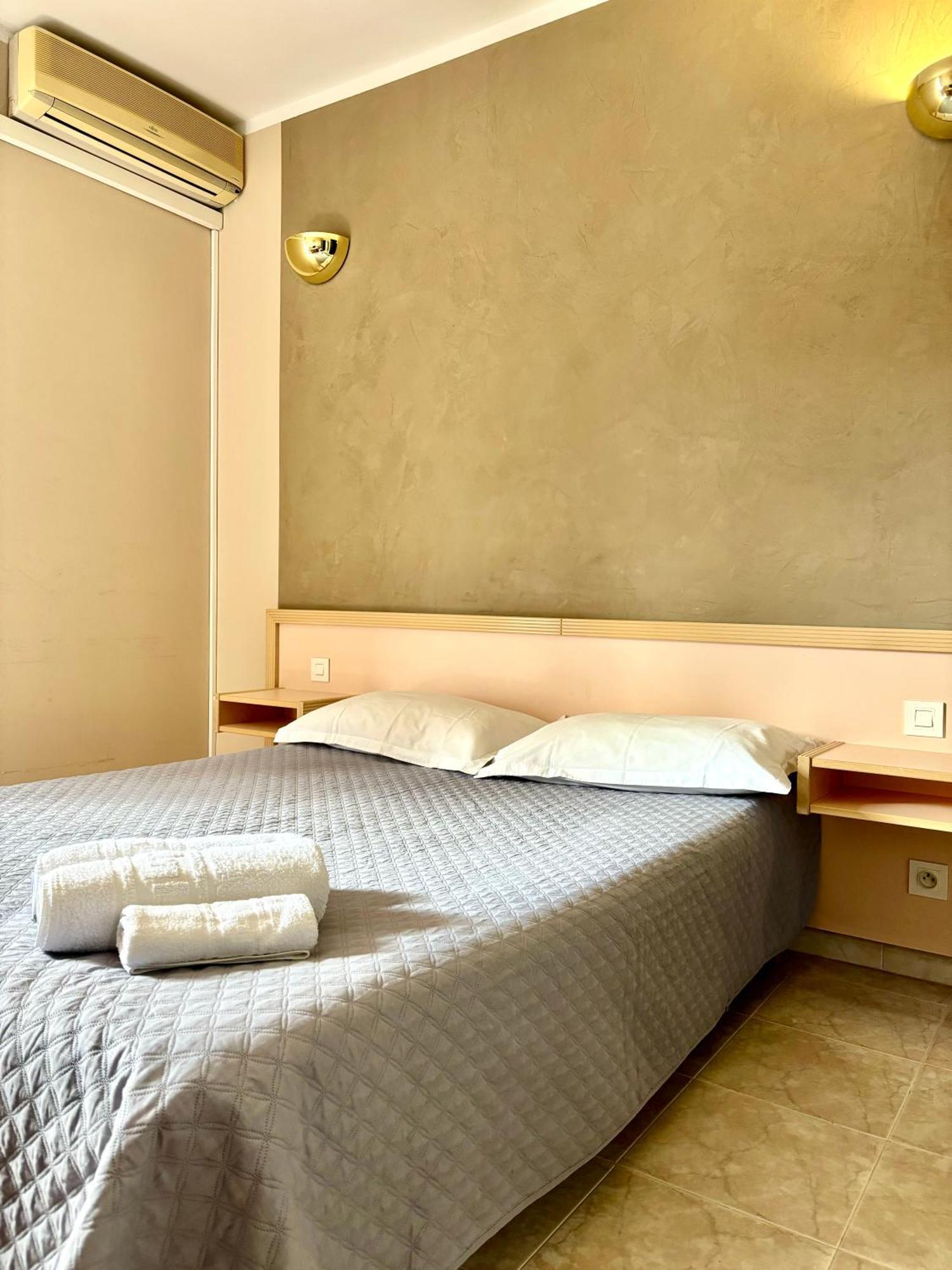 Hoetel U Santa Maria Olmeto (Corsica) Quarto foto